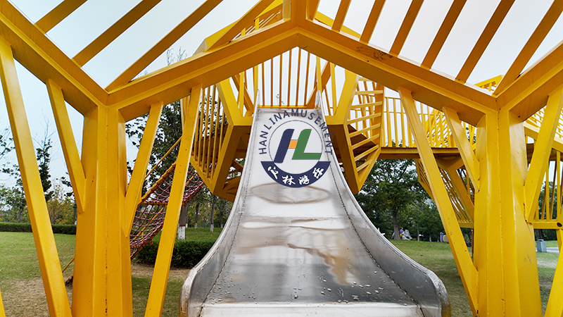 滑梯.jpg