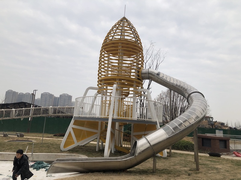 室外大型主題樂(lè)園游樂(lè)設(shè)備