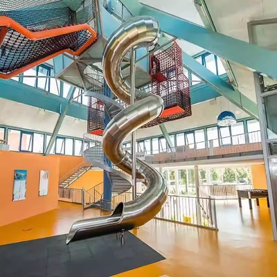 2025大型不锈钢滑梯户外游乐设备儿童乐园螺旋滑梯小区公园游乐场