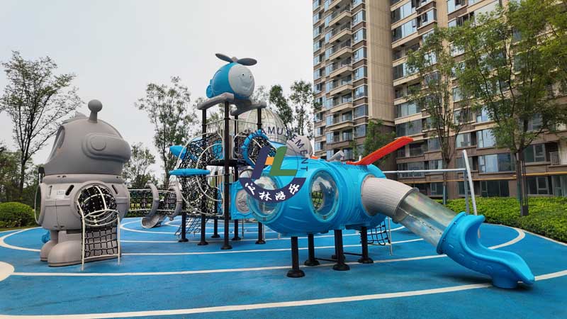 地产游乐设施非标定制.jpg
